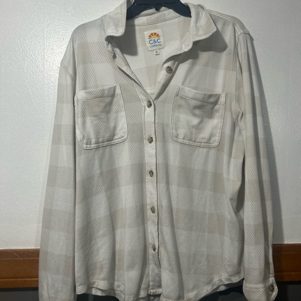 C&C California Cream Plaid Button-Down Shirt